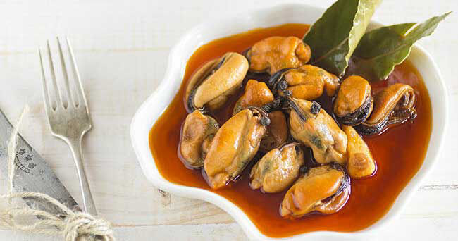 Mussels in cider vinegar pickle