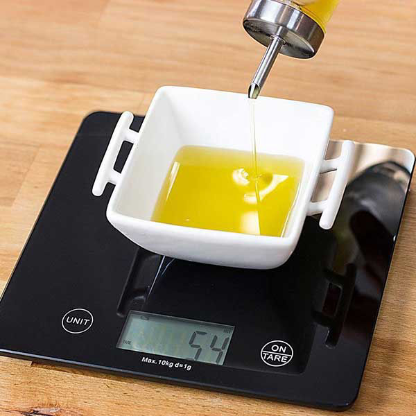 Kitchen scale or measuring cup